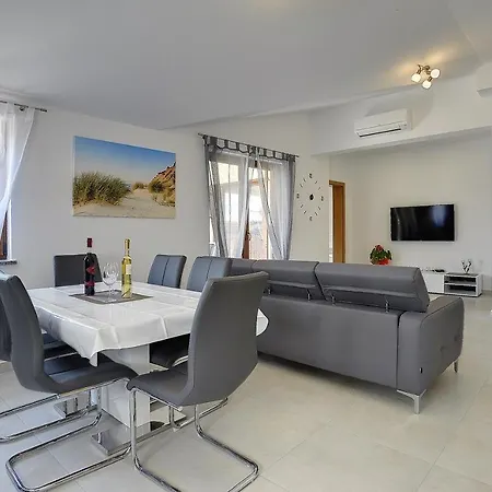 Holiday home Casa Smoky