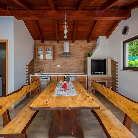 Casa Smoky Holiday home Lindar