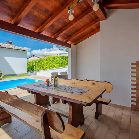 Casa Smoky * Lindar
